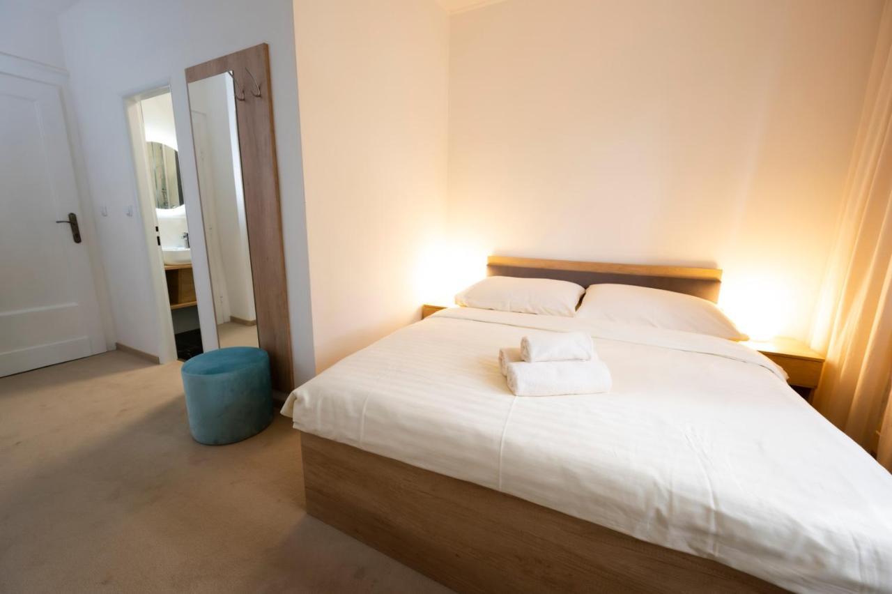 Hotel Dszsu Trenčianské Teplice Exteriér fotografie