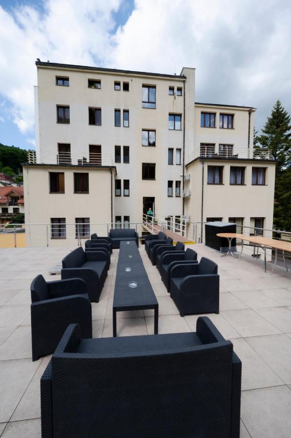 Hotel Dszsu Trenčianské Teplice Exteriér fotografie
